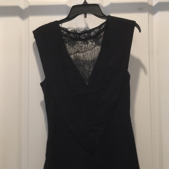 Little black dress w/ lace details - Picture 5 of 6